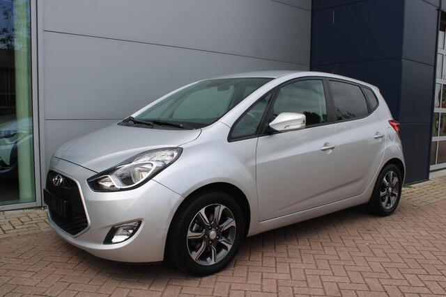 Hyundai IX20 1.6i 125pk Go! Airco Navi Camera