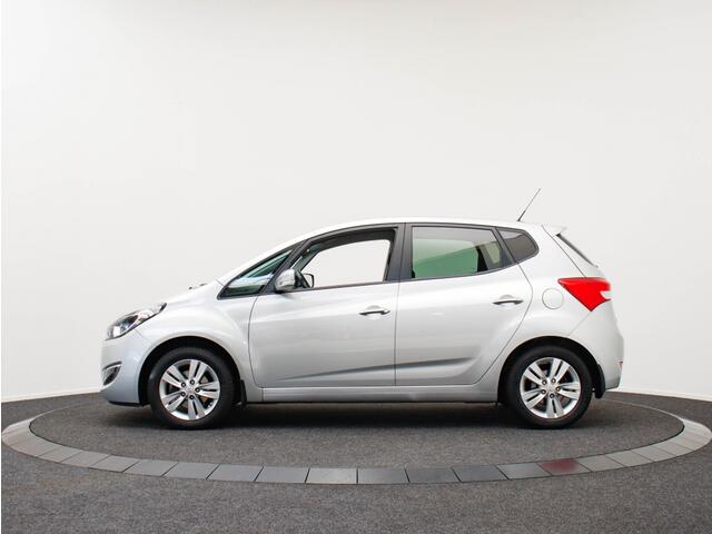 Hyundai IX20 1.4i Go! | All-seasonbanden | Navigatie | Camera