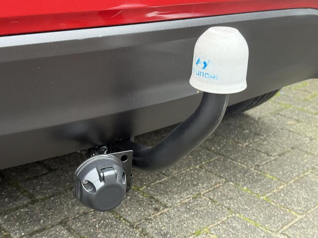 Hyundai IX20 1.6i Go! / Automaat / Trekhaak / Dealer Onderhouden / Navigatie / Achteruitrij Camera / Parkeersensoren Achter /