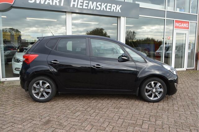 Hyundai IX20 1.4i Go! | 1e eigenaar | Orig NL auto | Navi | Camera