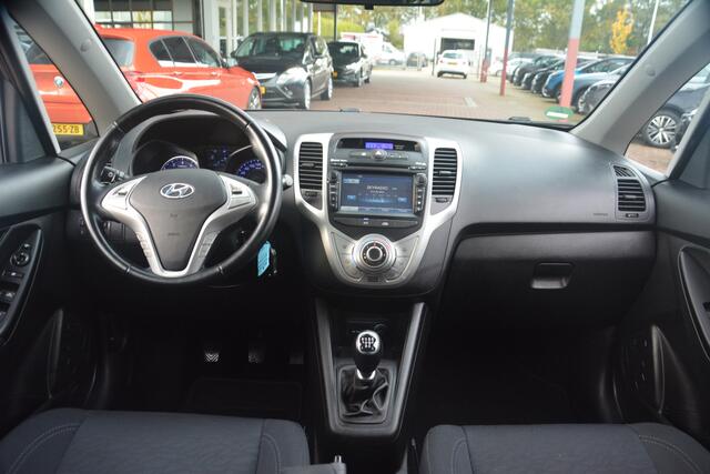 Hyundai IX20 1.4i Go! | Navigatie | Camera | Airco | Elek.ramen | NL auto!! |