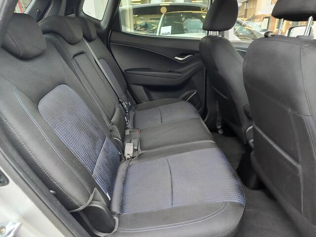 Hyundai IX20 1.6i GO! AUTOMAAT Stoel + Stuurverwarming | Clima | Navi