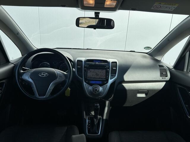 Hyundai IX20 1.6i Go! / Dealer Onderhouden / All Season Banden / Airco Automatisch / Navigatie / Cruise Control / Stoel- Stuur verwarming /