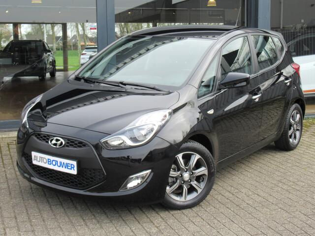 Hyundai IX20 1.6i Automaat 2e eigen | dealer onderh | stoel + stuur verw | navi | camera
