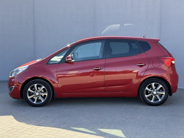 Hyundai IX20 1.6i Go! / Navigatie / Achteruitrij Camera / Origineel Nederlandse auto / Parkeersensoren / Airco / NAP / Elektr. Ramen / Centrale Deur Vergrendeling / Metallic Lak /