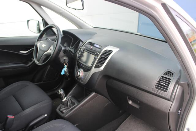 Hyundai IX20 1.6i 125pk Go! Airco Navi Camera 1e eigenaar 38.284km