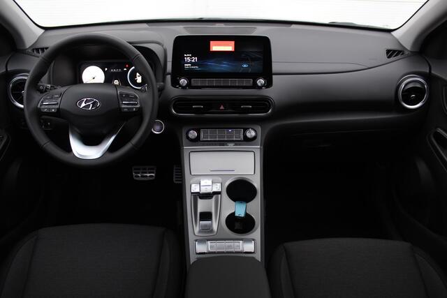 Hyundai Kona EV Fashion WLTP Actieradius tot 305KM / Navigatie / Apple Carplay/Android Auto / Clima / Keyless / Camera / Warmtepomp / Adaptive Cruise / Bluetooth /