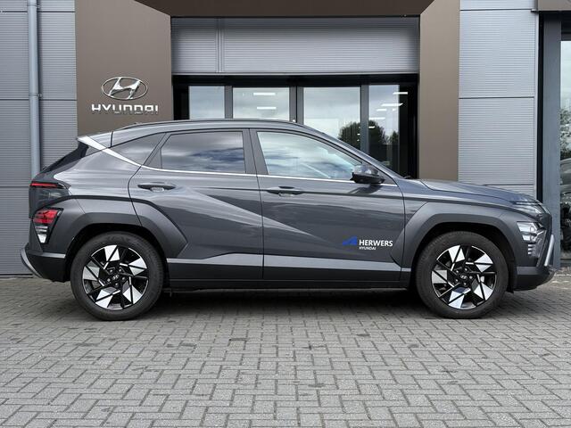 Hyundai Kona 1.6 GDI HEV Premium / Demo Actie / Leder / Elek. Bedienbare Voorstoelen / Stoel- & Stuurverwarming / Stoelverkoeling / 360 Camera /