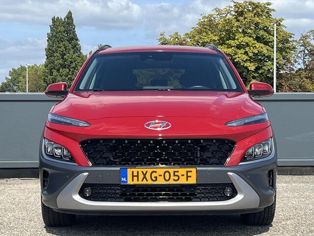 Hyundai Kona 1.6 GDI HEV X Line | 18'' Lmv Bi-color | Apple Carplay & Android Auto | Achteruitrijcamera | Cruisecontrol | Donker getint glas | Keyless entry | Parkeersensoren voor & achter |