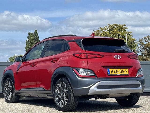 Hyundai Kona 1.6 GDI HEV X Line | 18'' Lmv Bi-color | Apple Carplay & Android Auto | Achteruitrijcamera | Cruisecontrol | Donker getint glas | Keyless entry | Parkeersensoren voor & achter |