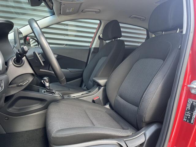 Hyundai Kona 1.6 GDI HEV X Line | 18'' Lmv Bi-color | Apple Carplay & Android Auto | Achteruitrijcamera | Cruisecontrol | Donker getint glas | Keyless entry | Parkeersensoren voor & achter |