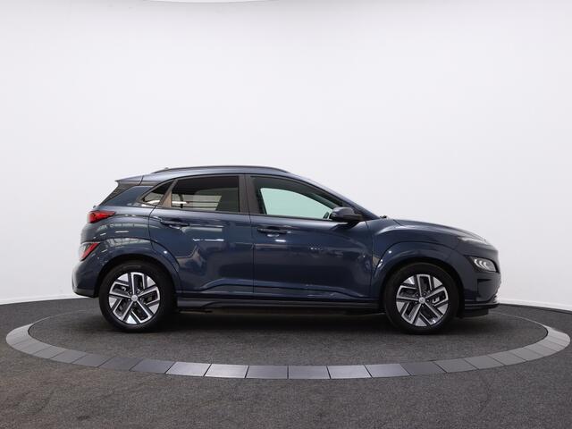 Hyundai Kona EV Premium 64 kWh | Afn. Trekhaak | achteruitrijcamera |