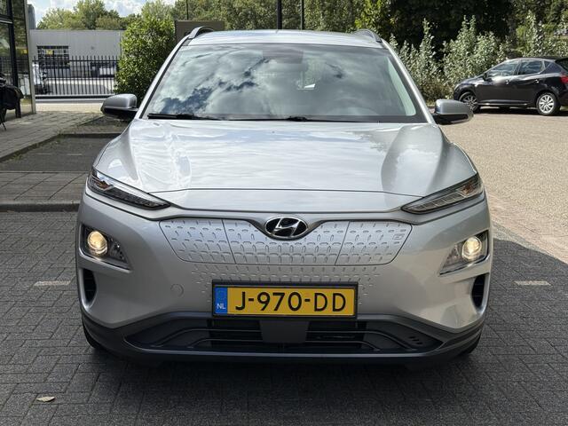 Hyundai Kona EV Comfort 64 kWh / BTW / Cruise / Nav / DAB / Dealer Service /