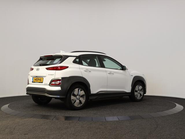 Hyundai Kona EV Comfort 64 kWh | Achteruitrijcamera | Cruise Control |