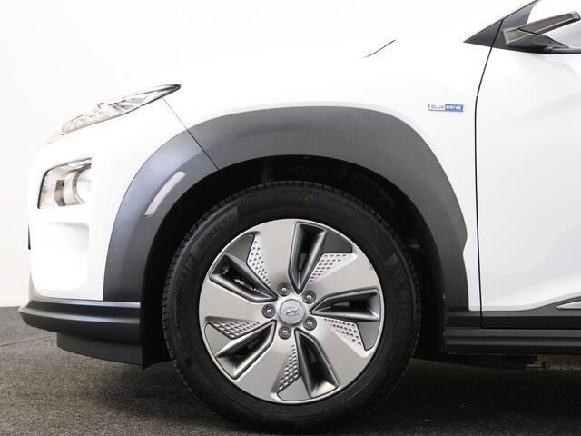 Hyundai Kona EV Comfort 64 kWh | Achteruitrijcamera | Cruise Control |