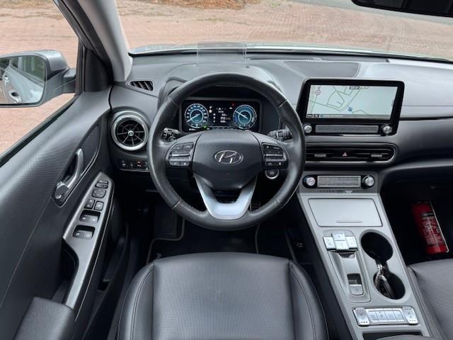 Hyundai Kona PREMIUM 64KWH FINAL EDITION/SOH 100%/ODAK/LEER/ACARPLAY/LED/FABRIEKSGARANTIE