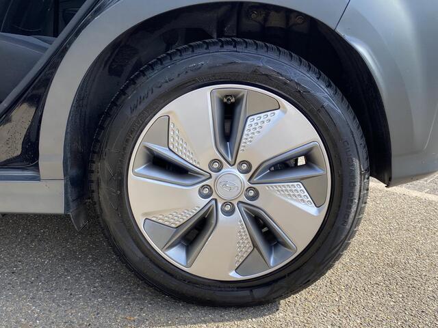 Hyundai Kona EV Comfort 64 kWh ORIG. NL AUTO | 1E EIGENAAR | COMPLEET DEALER ONDERHOUDEN | RIJKLAARPRIJS INCL. 12MND BOVAG |