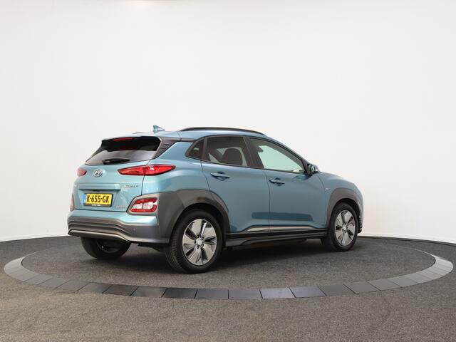 Hyundai Kona EV Premium 64 kWh | Achteruitrijcamera | Navigatie |