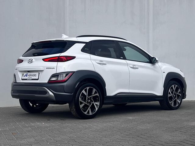 Hyundai Kona 1.0 T-GDI Premium / Dealer onderhouden / 1.200 kg Trekgewicht / Navigatie Bluelink / HUD / Achteruitrijcamera / Stoelventilatie / Stuur-, stoel- en achterbankverwarming / 18" LM wielen /