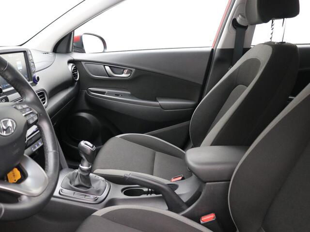 Hyundai Kona 1.0 T-GDI Comfort / Trekhaak / 1ste eigenaar / Navigatie / Apple CarPlay & Android Auto / Historie aanwezig / Dealer onderhouden / Parkeersensoren achter / Airco Climat Control /