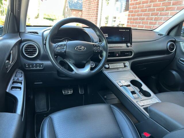 Hyundai Kona EV Premium 64 kWh STOELVERK. / STOELVERW. / LEER / CAMERA / CARP