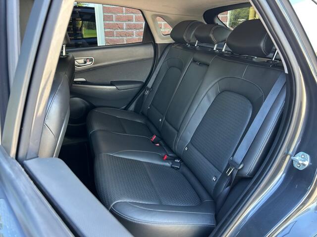Hyundai Kona EV Premium 64 kWh STOELVERK. / STOELVERW. / LEER / CAMERA / CARP