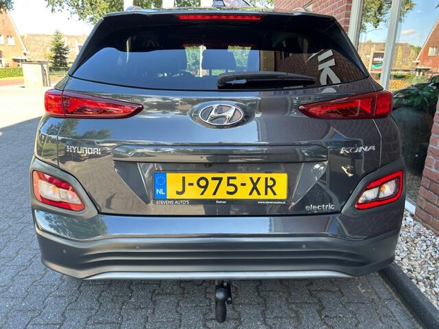 Hyundai Kona EV Premium 64 kWh STOELVERK. / STOELVERW. / LEER / CAMERA / CARP