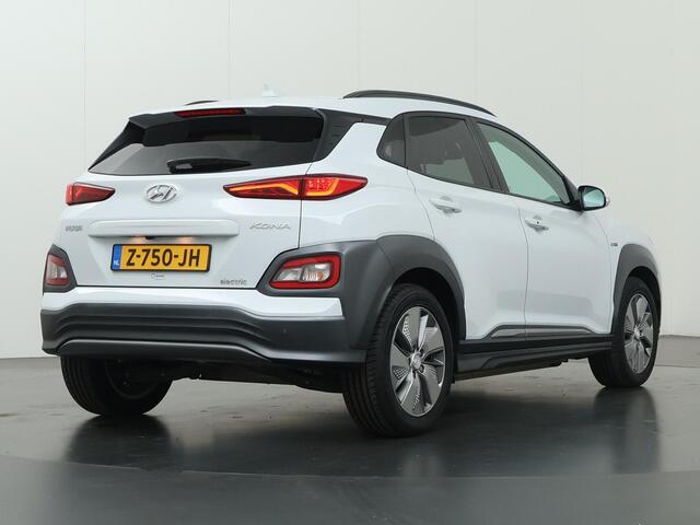 Hyundai Kona EV Fashion 64 kWh | Warmtepomp | Parkeercamera | Krell Audio | Cruise Control Adaptief | Parkeercamera |