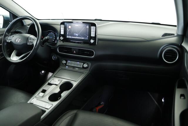 Hyundai Kona EV Premium 64 kWh / Opendak / LED / Leder / HUD