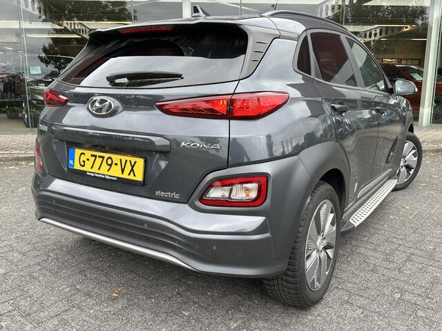 Hyundai Kona EV Premium 64 kWh | SOH 97.4 % | Leder | LED | Adaptive CC | Camera | Side-Steps | (occasion)