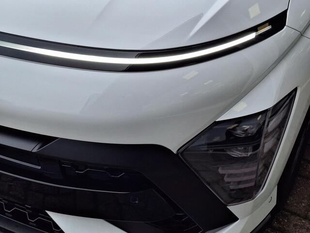 Hyundai Kona 1.6 GDI HEV N Line Sky | Apple Carplay/Android Auto | Elektrische verstelbare stoelen met geheugen | Stoel/stuur verwarming | Elektrische achterklep | 360 graden camera |