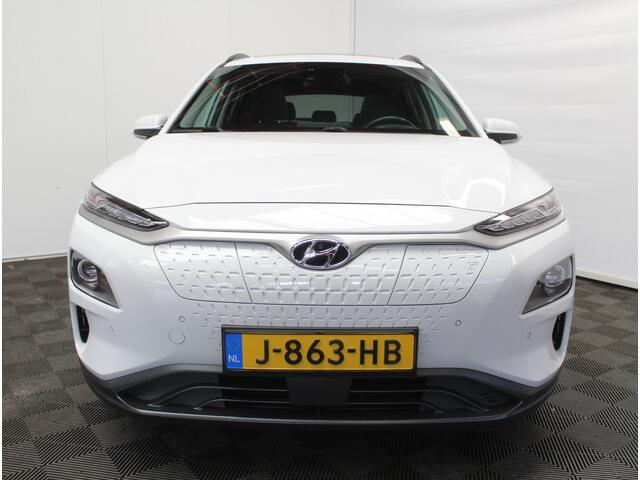 Hyundai Kona EV Premium 64 kWh CARPLAY | 3 FASE | CAMERA | DAB | LED | STOELVERW/VENT | LMV | ADAPCRUISE | LEER | HEAD-UP