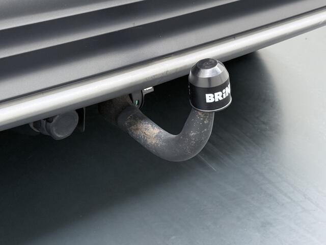 Hyundai Kona EV64kWh Trekhaak Adap. Cruise + Stop&go W-pomp Head Up Display Fashion Navi Ecc Pdc Apple Carplay Android Auto DAB Lane Assist Lmv Privacy Glas Keyless Rijstrooksensor 1e Eigenaar