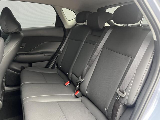 Hyundai Kona 1.6 GDI HEV Premium / Lederen bekleding / Stoel verwarming en ventilatie / 360 Graden Camera / 18 " lm / Led Koplampen /