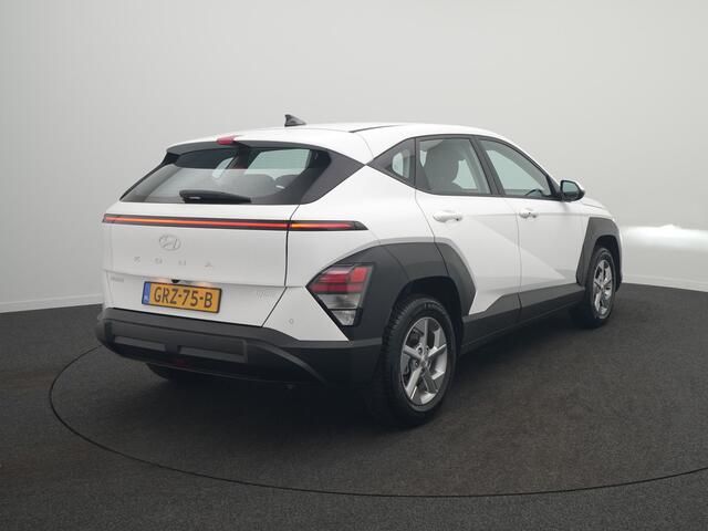 Hyundai Kona 1.6 GDI HEV Comfort - RIJKLAARPRIJS - All Seasonbanden - Achteruitrijcamera - Adaptive Cruise Control - Apple Carplay - Android Auto - Dealeronderhouden