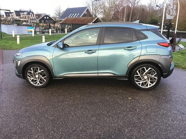 Hyundai Kona 1.6 GDI HEV Premium Bj2019 airco leder apk september2027