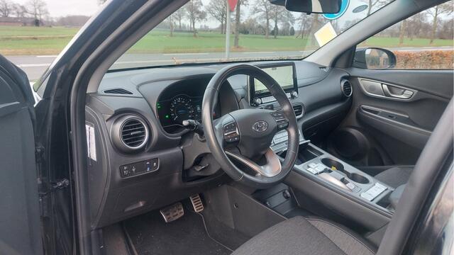 Hyundai Kona EV Comfort 64 kWh CLIMA/NAVI BJ 2020
