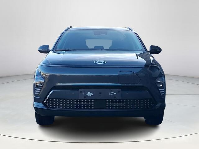 Hyundai Kona Electric Comfort Smart 65.4 kWh | Apple Carplay/Android Auto | Stoel/stuurverwarming | Elektrische achterklep | Climate control | Adaptief Cruise Control | Head-up display |