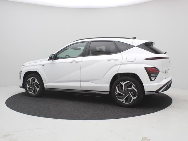 Hyundai Kona 1.6 GDI HEV N Line / ¤2500,- Voordeel / Rijklaarprijs / Modeljaar 2026 / Navigatie / Apple & Android auto / Stuurverwarming / Stoelverwarming Voor + Achter /
