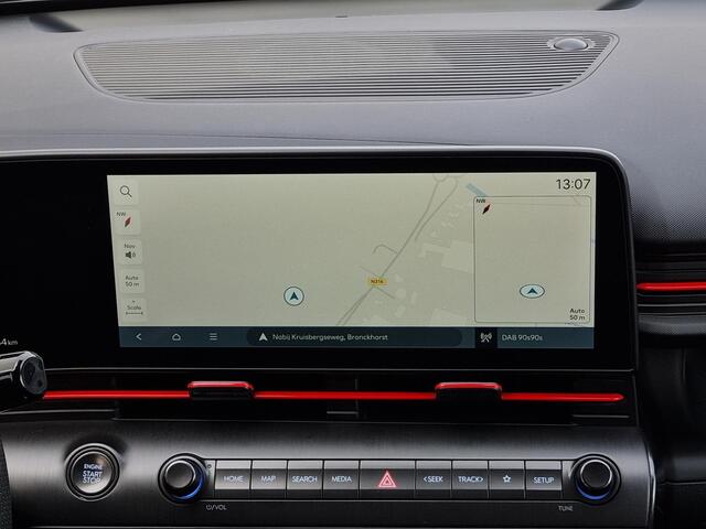 Hyundai Kona 1.6 GDI HEV N Line Automaat Fabrieksgarantie tot 11-2028 / Stoelverkoeling / Stuurverwarming / Stoelverwarming Voor + Achter / 360 Camera / Navigatie / Climate Control /