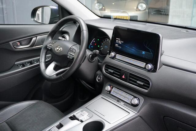 Hyundai Kona EV Premium Sky 64 kWh + PANODAK / STOELVENTILATIE / HEAD-UP