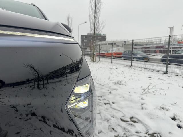 Hyundai Kona 1.6 GDI HEV Premium Sky | Stuurverwarming | Stoelverkoeling/verwarming | Schuif-kanteldak | 360* Camera | BOSE-Premium Sound | Lederen Bekleding | Elektrisch Verstelbare Geheugenstoelen |