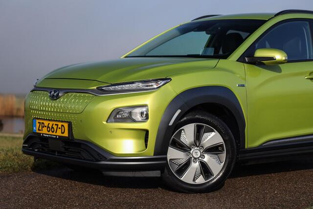 Hyundai Kona EV Premium 64 kWh ? Leder ? ACC ? LED