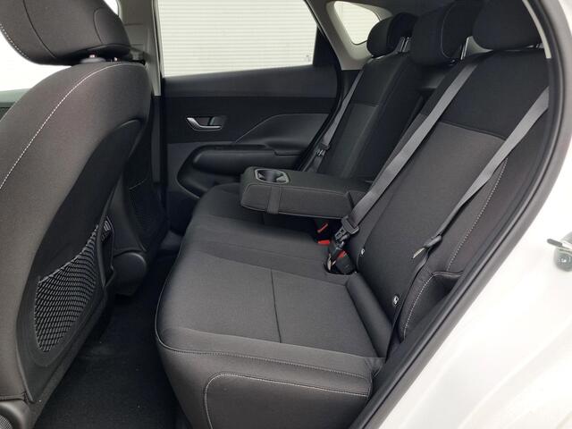 Hyundai Kona Electric 64.8kWh Pure Edition / Navigatie / Apple & Android carplay / Airco / Achteruitrijcamera / Direct Leverbaar