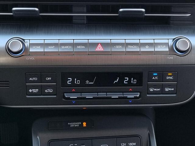 Hyundai Kona Electric 64.8kWh Pure Edition / Navigatie / Apple & Android carplay / Airco / Achteruitrijcamera / Direct Leverbaar