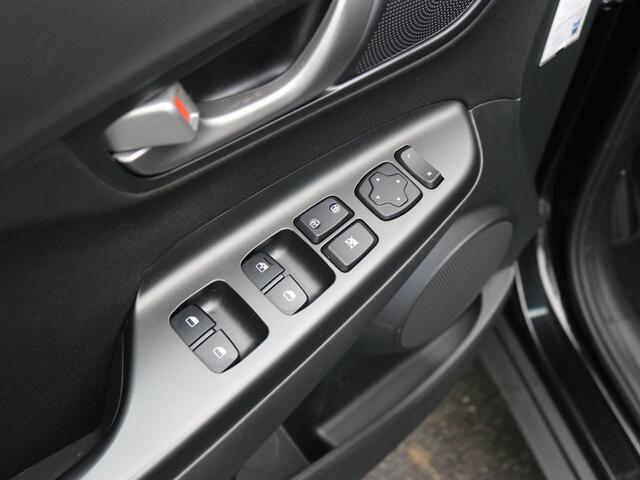 Hyundai Kona 1.0 T-GDI Comfort / Apple CarPlay & Android Auto / Cruise Control / Airco Climate Control / All Seasonbanden / Hoge zit & instap /