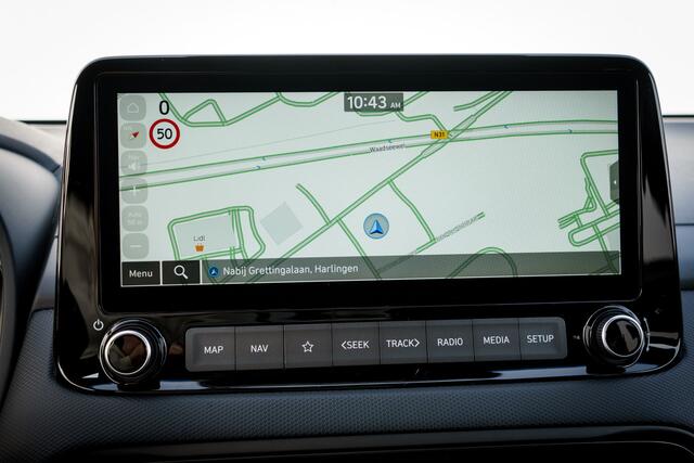 Hyundai Kona 1.6 GDI Hybrid Fashion | Automaat | 27 DKM | Ned Auto| Fabrieks Gar | Trekhaak | | camera | 16 Inch LMV | Dab Audio | Carplay/Android | Navi | Pdc |