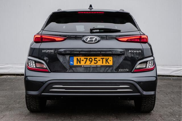 Hyundai Kona EV Fashion 64 kWh Head up/ 3-Fase/ Warmtepomp/ Adapt. cruise/ Krell audio/ Dab/ Navigatie/ Carplay