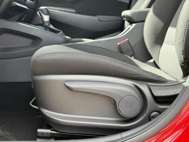 Hyundai Kona 1.6 GDI HEV Fashion Automaat / Fabrieksgarantie tot 10-2027 / Dealer Onderhouden / Adaptieve Cruise / Stuur & Stoelverwarming / Camera / Navigatie / Dodehoek Detectie / Apple Carplay & Android Auto / 18" LM wielen Premium / DAB /