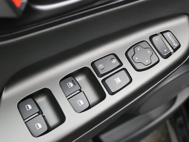 Hyundai Kona 1.0 T-GDI N Line / Elektrisch verstelbare voorstoelen / Voor & Achterstoel verwarming / Voorstoel ventilatie / N-line interieur & Exterieur / Navigatie / All seasonbanden / Dealer odnerhouden / 18" LMV / Parkeersensoren voor & achter / Keyless Entry /